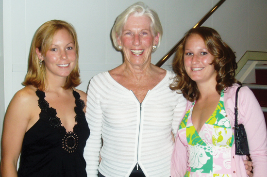 dr_maurer_with_daughters_2