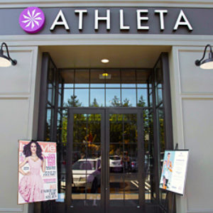 Last Chance to RSVP for Our Fundraiser with Athleta!