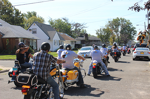 motorcycle_ride_2015_breast_cancer_106